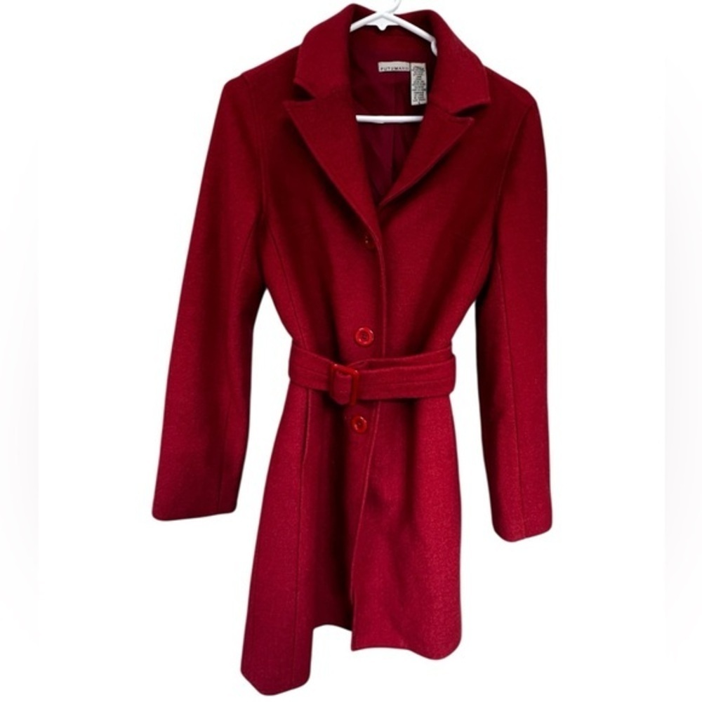 Putumayo Elegant Red Women's Coat